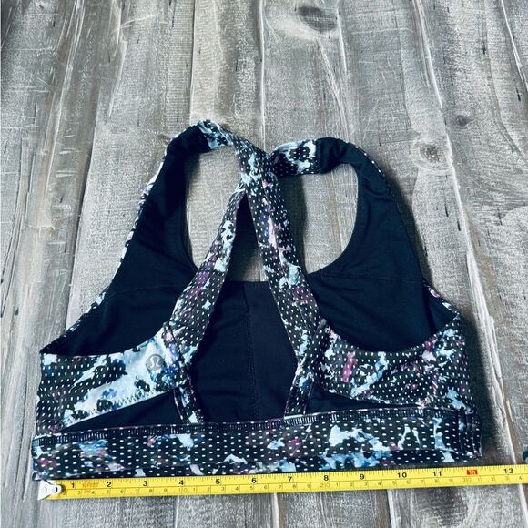 Lululemon Abstract Print Black Blue Purple Sports Bra - Picture 2 of 3